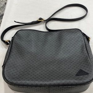 Liz Claiborne purse